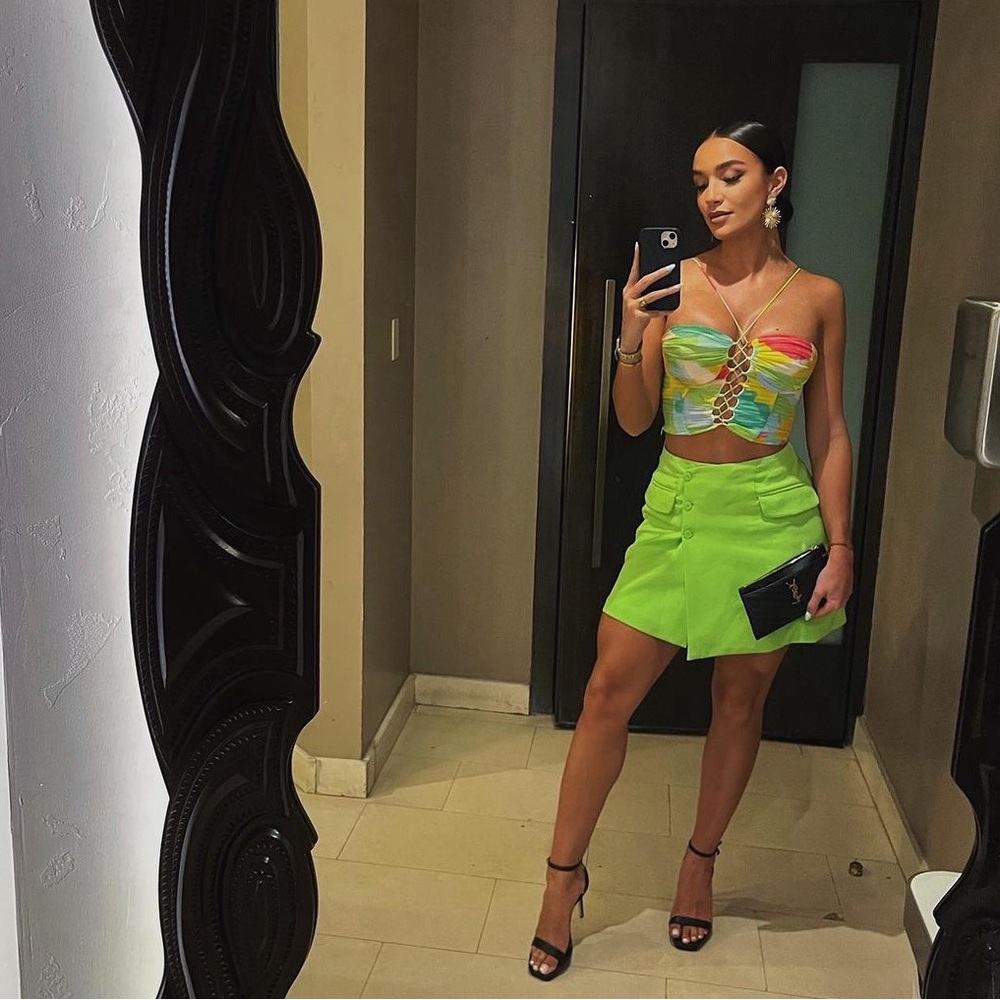 Zara mini- midi green skirt